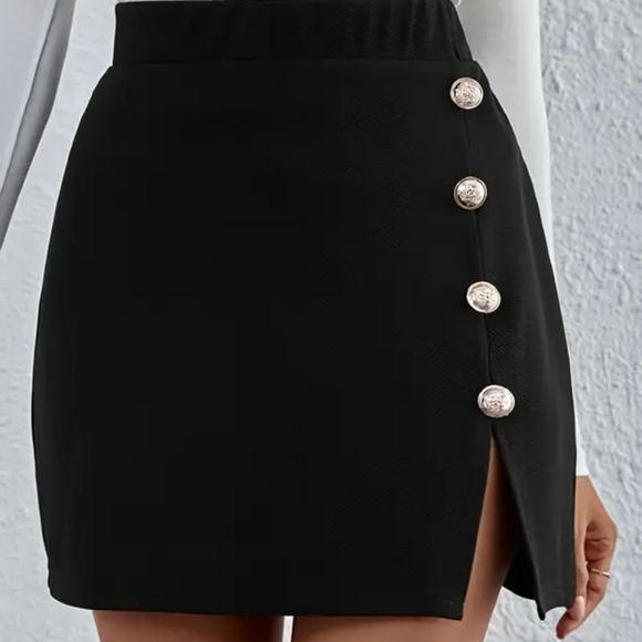 4/$20 Elegant Solid Black Skirt - Picture 4 of 4